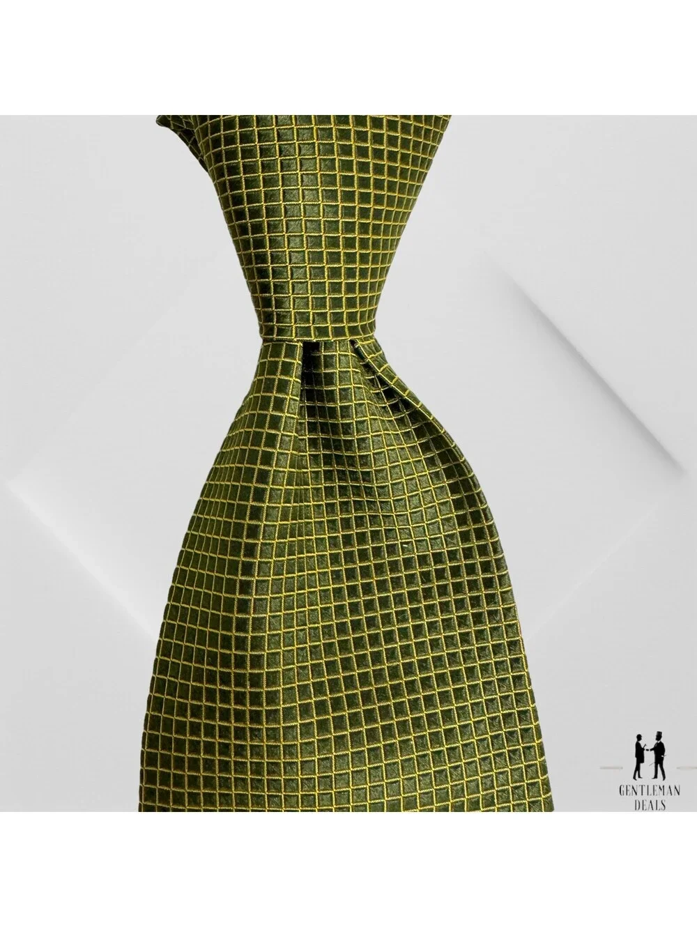 Bert Pulitzer 100% Silk Woven Jacquard 3D Squared Micro plaid 56 x 4 Green